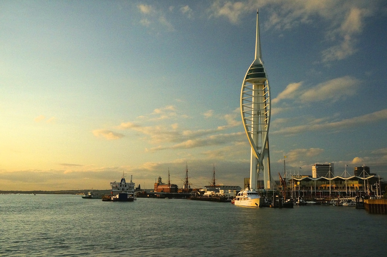 voyages scolaire à portsmouth au royaume uni - bec france - voyages scolaires educatifs – groupes scolaires - becfrance