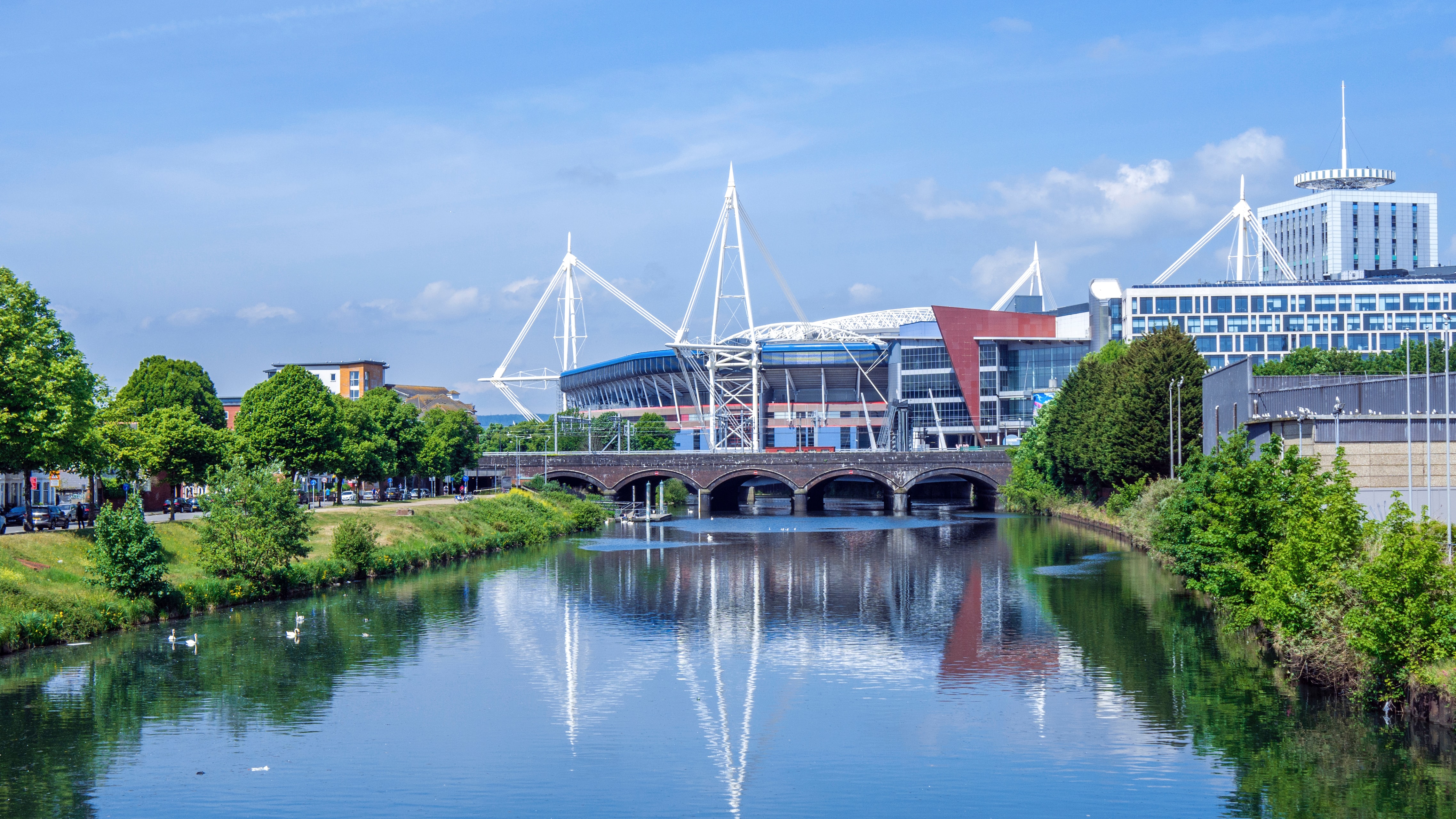 voyage scolaire à cardiff au pays de galles - bec france - voyages scolaires educatifs – groupes scolaires - becfrance